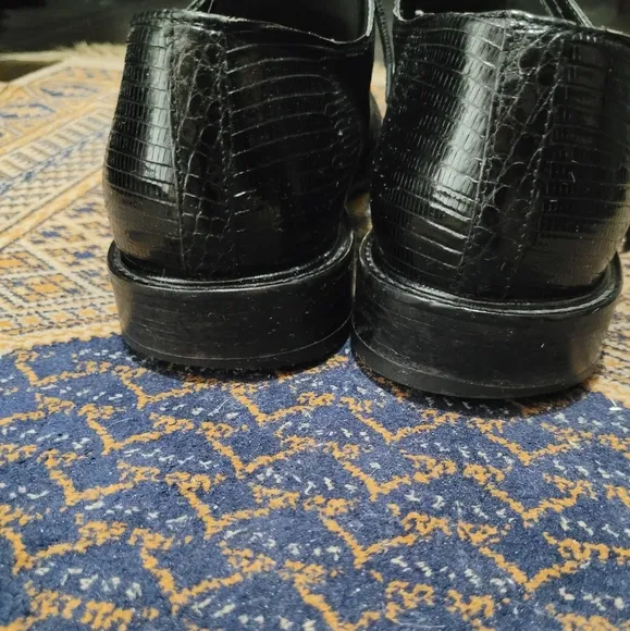 Black Patent Leather Oxfords with Glossy Finish