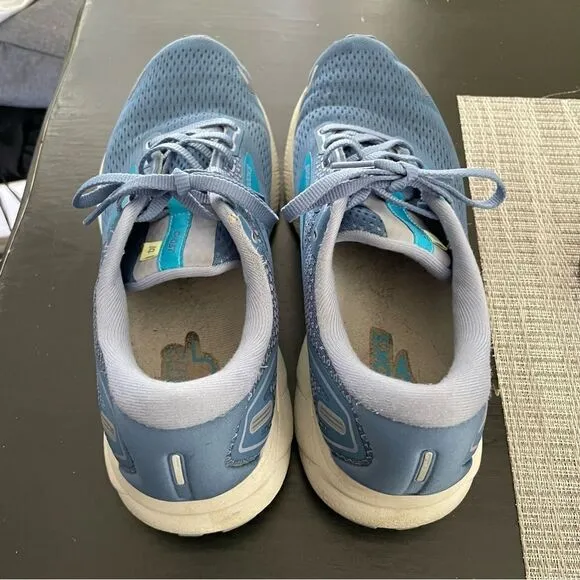 Books blue Ghost 14 running low top laced tennis shoes men’s 11 B dna loft sport