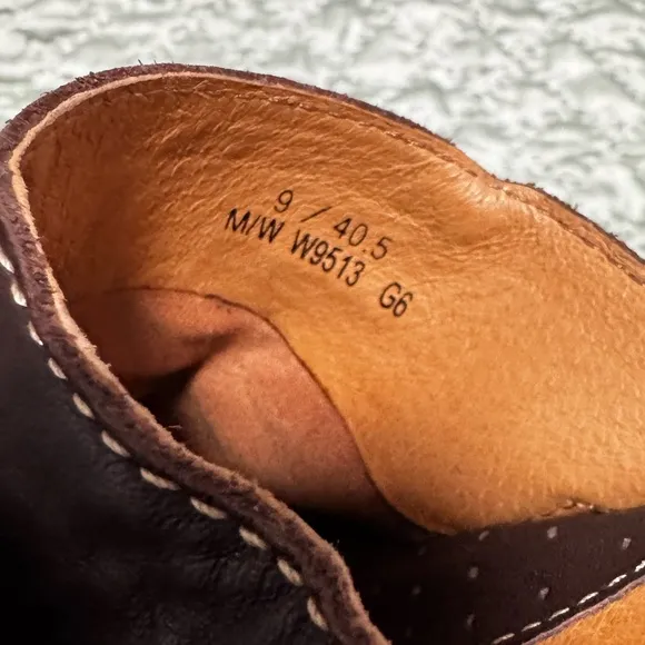 Born Womens Brown Leather Upper Linning Heeled Mule Slip On Clogs Size 9