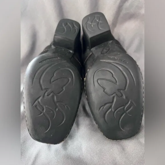Born Women’s Clog Moccasin Block Heels Black Leather Size 7 Børn Logo