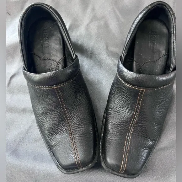 Born Women’s Clog Moccasin Block Heels Black Leather Size 7 Børn Logo