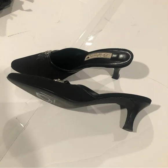 Brighton Black Leather Pointed Toe Mules, 8M