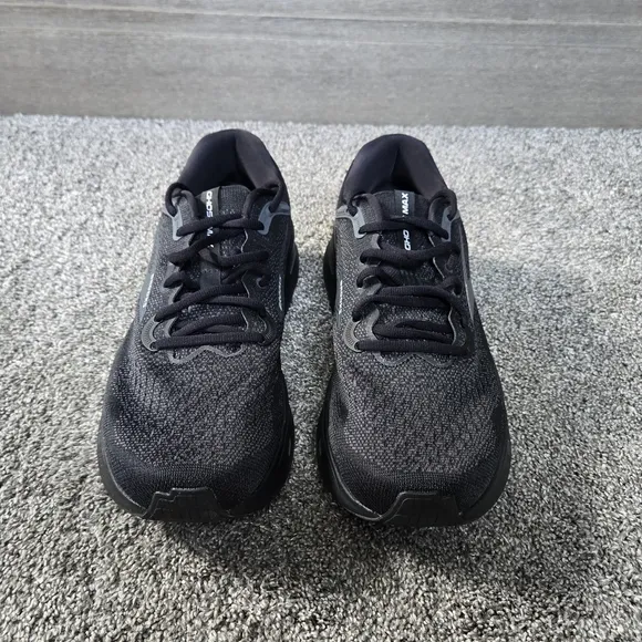 Brooks Ghost MAX Running Shoes NEW size 10 WIDE