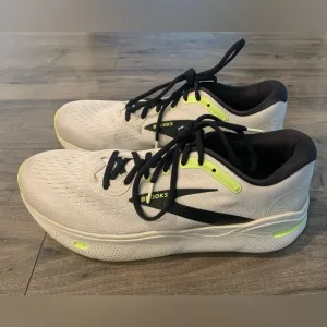 Brooks Mens Running Shoes Ghost Max Size 12D Grey/Black/Sharp Green