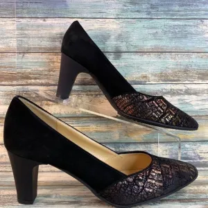 Brunate Womens Black Suede Pumps Heels Size 7-7.5M Handmade Pointed Toe Formal
