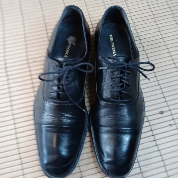 BRUNO MAGLI Mens Dress Shoes Soft Black Leather Italian Cap Toe Oxfords Sz 9.5M.