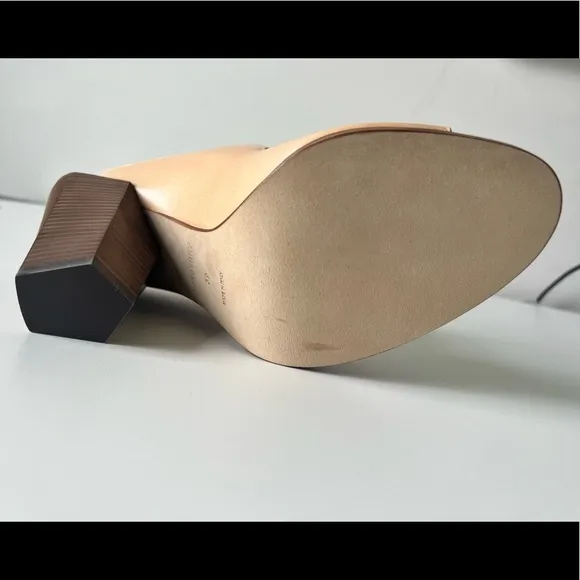 Burberry Cut-out Detail Leather Mules