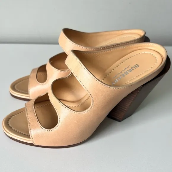 Burberry Cut-out Detail Leather Mules