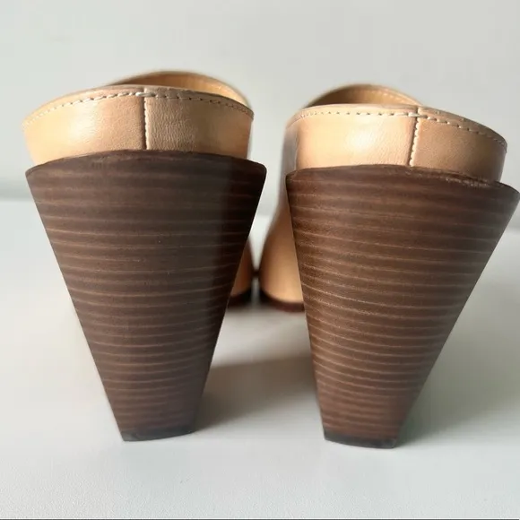 Burberry Cut-out Detail Leather Mules