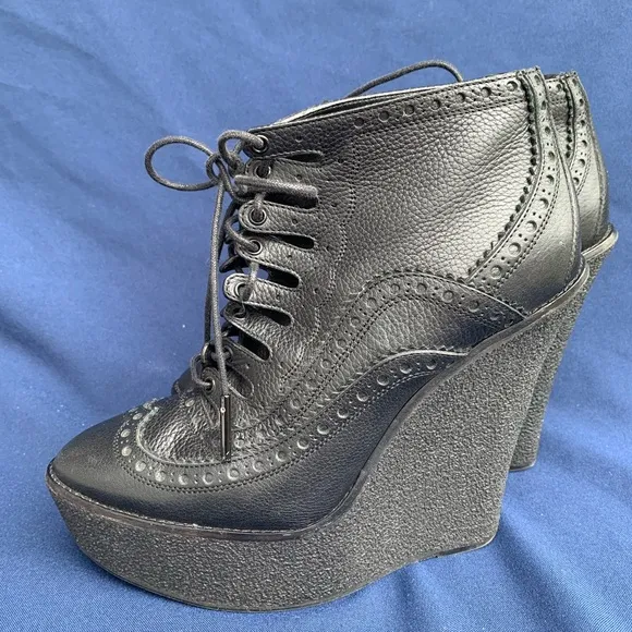 Burberry Prorsum Oxford Wedge black Lace Up heels US10 EU40