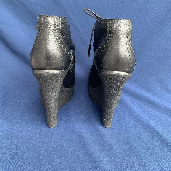 Burberry Prorsum Oxford Wedge black Lace Up heels US10 EU40