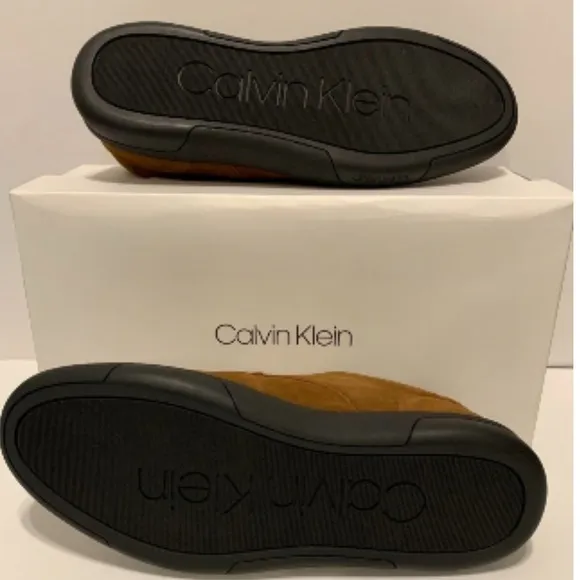 Calvin Klein Men Casual Gleyber Silky Suede Shoes size 10.5