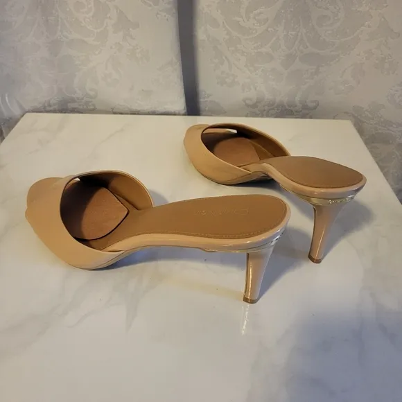 Calvin Klein Slide Sandals, Women Size 10,Color Tan, Heeled, Open toe, Casual