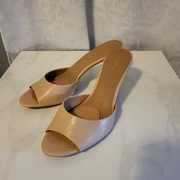 Calvin Klein Slide Sandals, Women Size 10,Color Tan, Heeled, Open toe, Casual