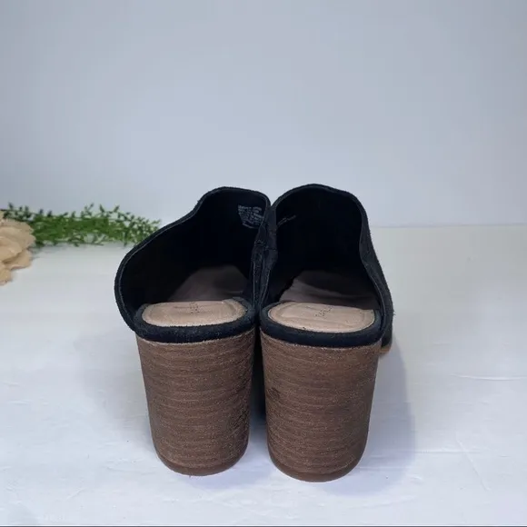 Caslon Black Suede Leather Pointed Toe Stacked Heel Mules Size 9M