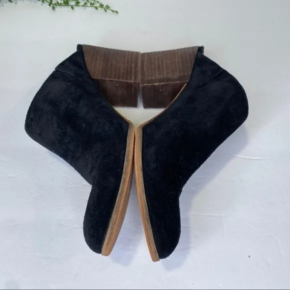 Caslon Black Suede Leather Pointed Toe Stacked Heel Mules Size 9M