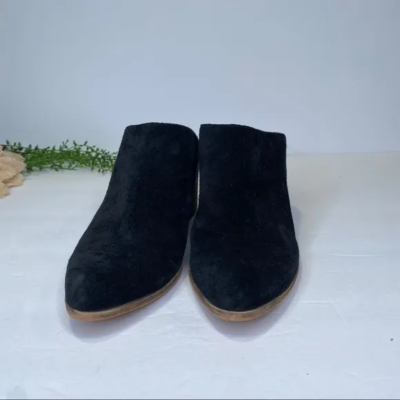 Caslon Black Suede Leather Pointed Toe Stacked Heel Mules Size 9M