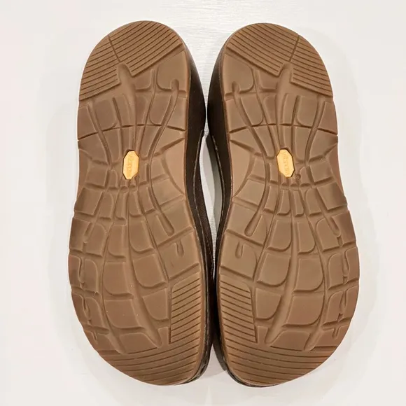 Chacos Devotee Vibram Gunnison Mules | 8 | brown