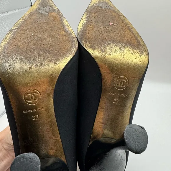 CHANEL Black Crepe Satin Pointed ToePumps- Size 37