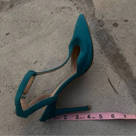 Charles David Aqua Suede Heels