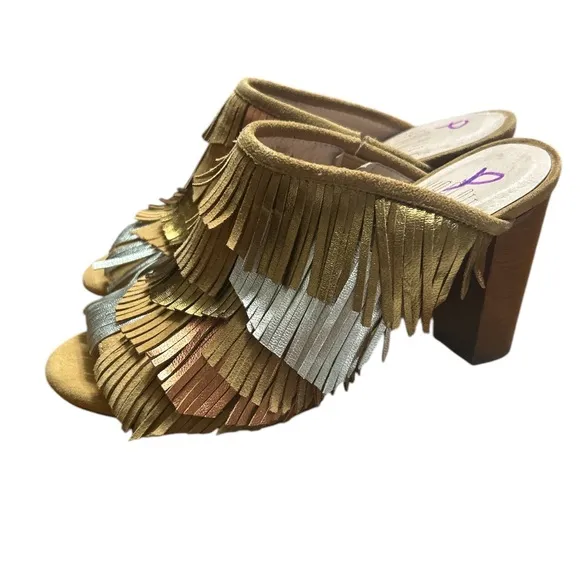 Charlotte Stone Morely Fringe Mules Size:6 Color:Tan Suede Metallic Leather