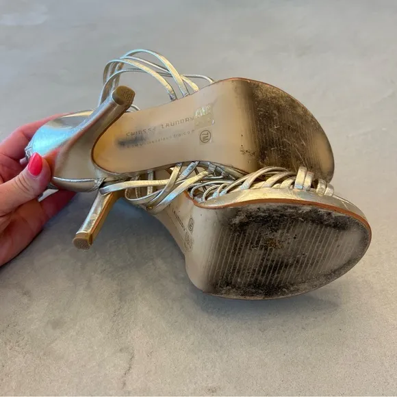 CHINESE LAUNDRY Strappy Sexy Gold 4” Platform Heels,‎ 7