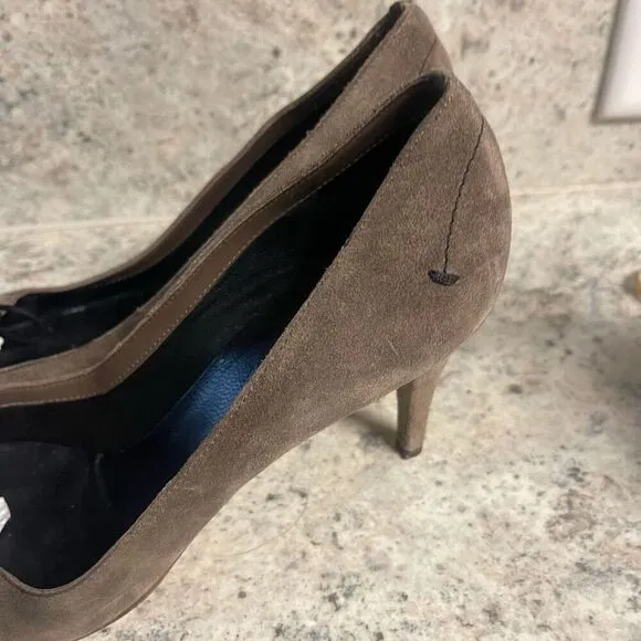 Chloe gray suede pumps
