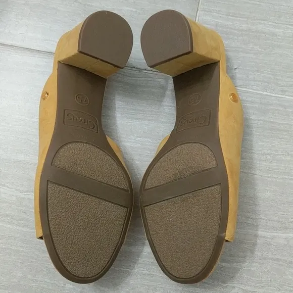 Circus by Sam Edelman Suzanna Open Toe Mules in Mustard Yellow Sz 7.5