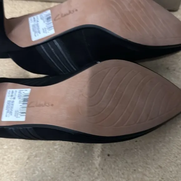 Clarks Illeana Gem Black Mules (BBT6)