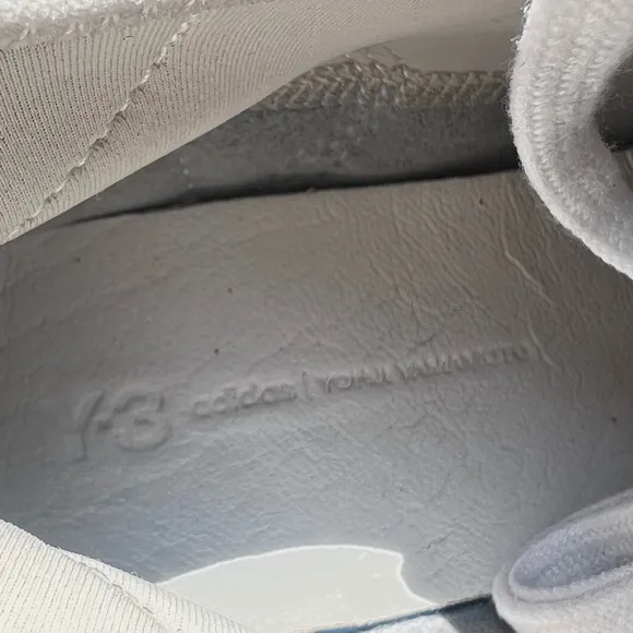 CLEAN Adidas Kaiwa Y-3 Size 9.5 Womens Silver Metallic Shoes