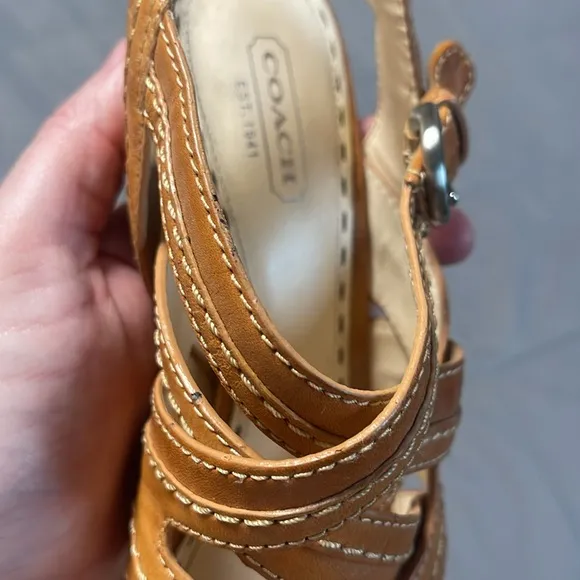 Coach Brynn Leather Tan Sling Back Strappy Heels Size 8