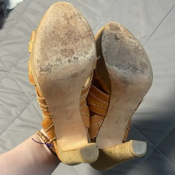 Coach Brynn Leather Tan Sling Back Strappy Heels Size 8