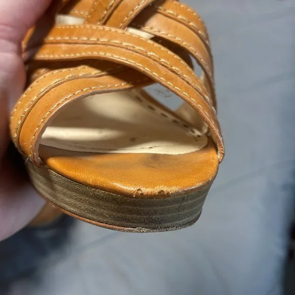 Coach Brynn Leather Tan Sling Back Strappy Heels Size 8