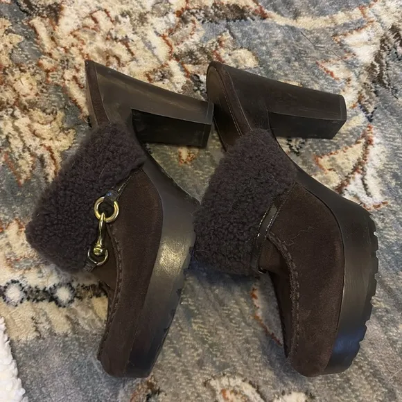COACH Genuine Shearling leather brown gold hardware IDYLE heels clogs shoes 9