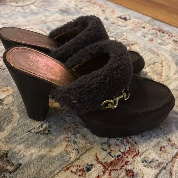 COACH Genuine Shearling leather brown gold hardware IDYLE heels clogs shoes 9