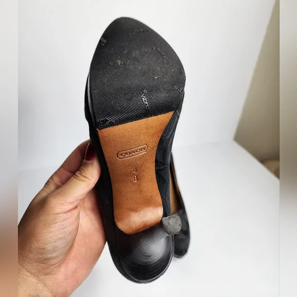 Coach Monogram Pump High Heels Women's Size 8 Black Pointed Toe Stiletto…