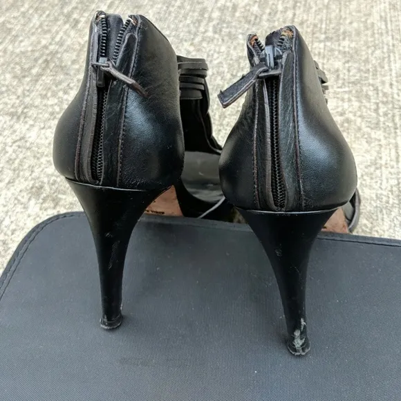 Cole Haan Nike Air leather strappy sandal heels 10