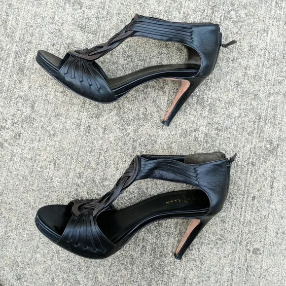 Cole Haan Nike Air leather strappy sandal heels 10