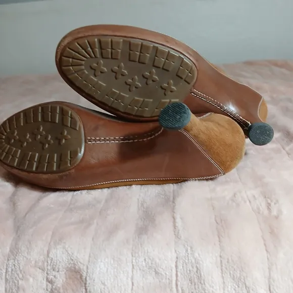 Cole Haan Tan Mules with Suede Finish and Wooden Heel Size 9.5