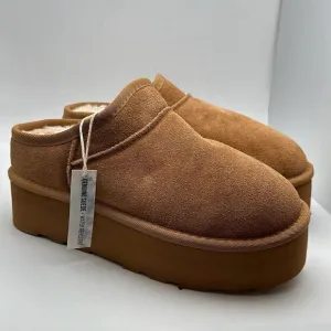 CUSHIONAIRE Women's Genuine Suede Cozy Mule Platform  Memory Foam 8.5 CHESTNUT