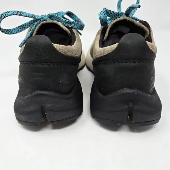DANNER WOMENS CAPRINE LOW SUEDE PLAZA TAUPE TRAIL SHOES VIBRAM SIZE 6.5 M