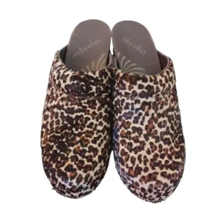 Dansko &quot;Rae&quot; leather Calf Pony Hair leopard pattern comfy heeled Clogs Mobwife