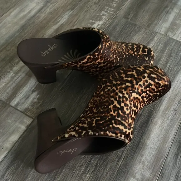 Dansko &quot;Rae&quot; leather Calf Pony Hair leopard pattern comfy heeled Clogs Mobwife