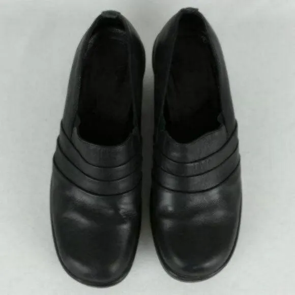 Dansko Aubrey Women's Size 40 Black Leather Slip On Heeled Clogs