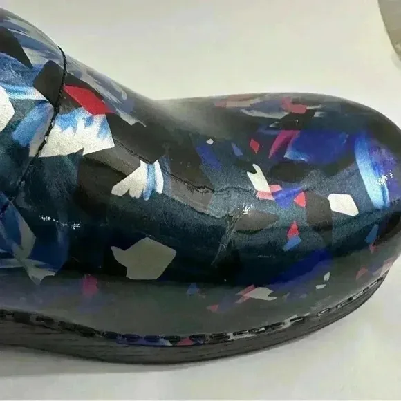 Dansko Blue Garden Patent Professional Clogs | Black Blue Floral | SZ 40