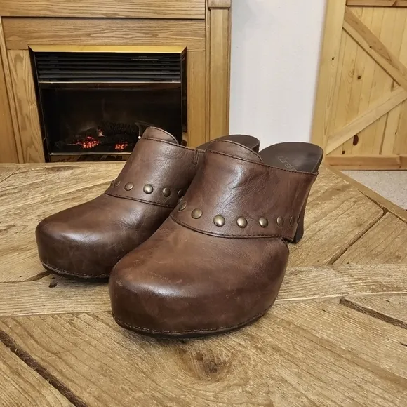 Dansko Distressed Brown Leather Copper Studded Open Back Heeled Wooden Clog