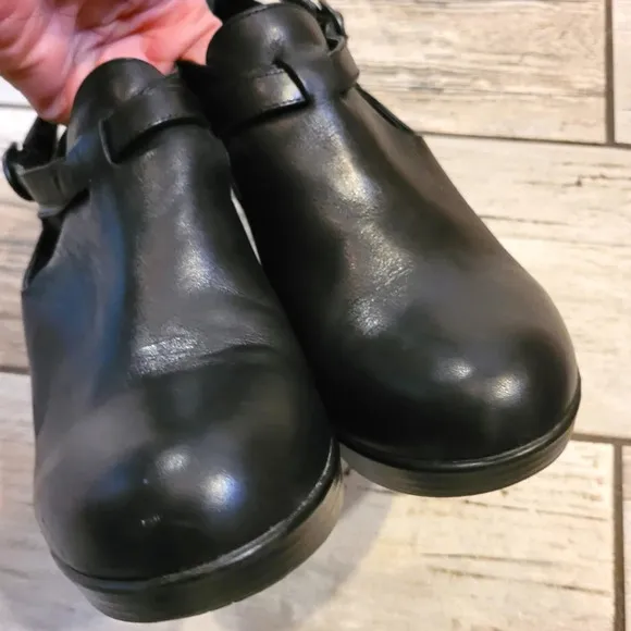 DANSKO Franka black leather wedge ankle strap studs heeled clogs casual W 10.5