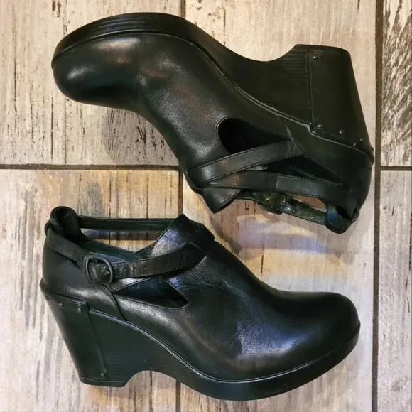 DANSKO Franka black leather wedge ankle strap studs heeled clogs casual W 10.5