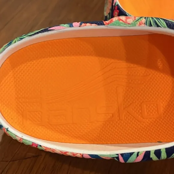 Dansko Kane Eva Pineapple Clogs Shoes Mules new Women’s Size 37 nurse garden