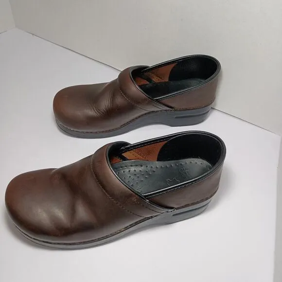 Dansko Professional Black Brown Oiled Leather Clogs Women Shoes EU 40 US 9.5-10